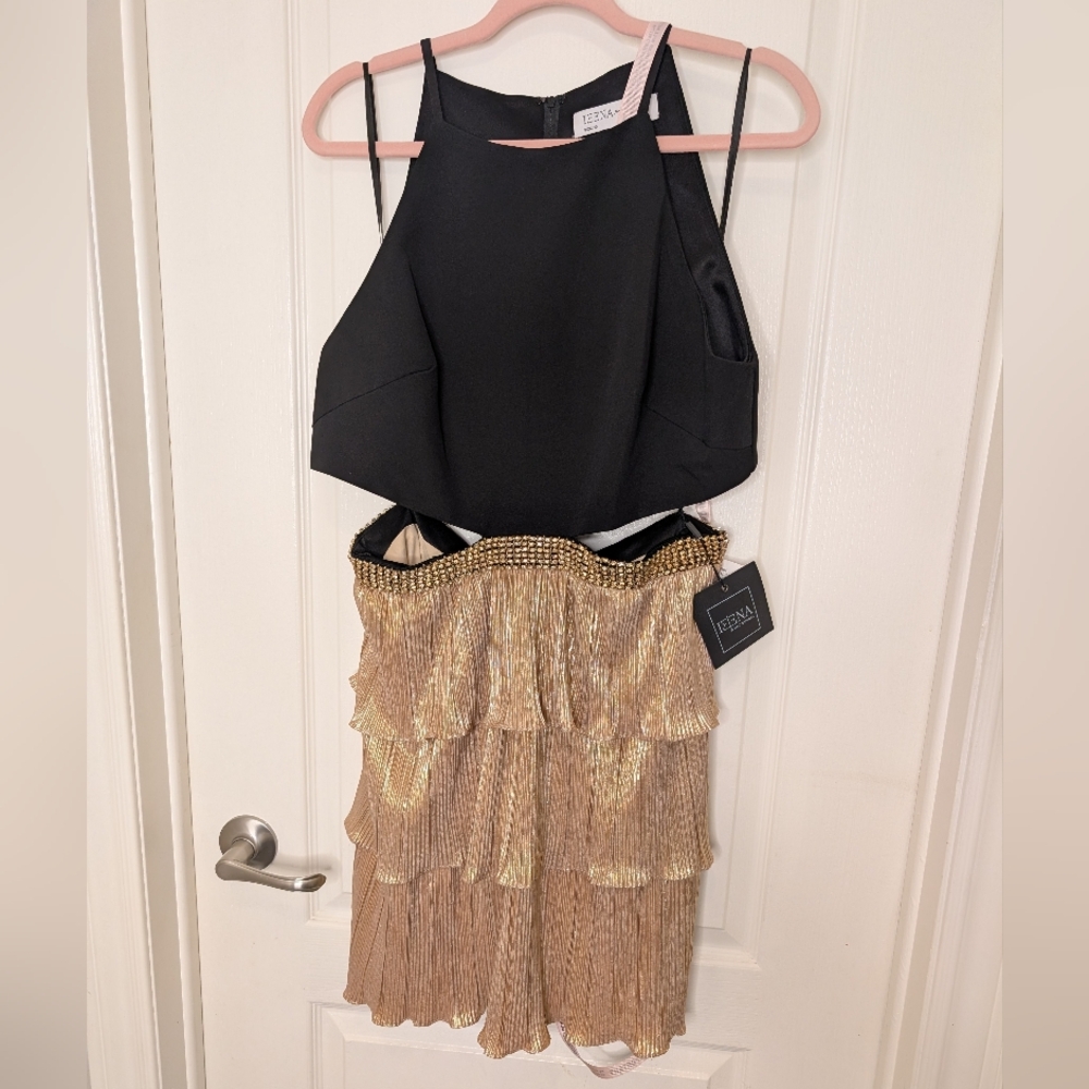 Elegant Gold Tiered Skirt